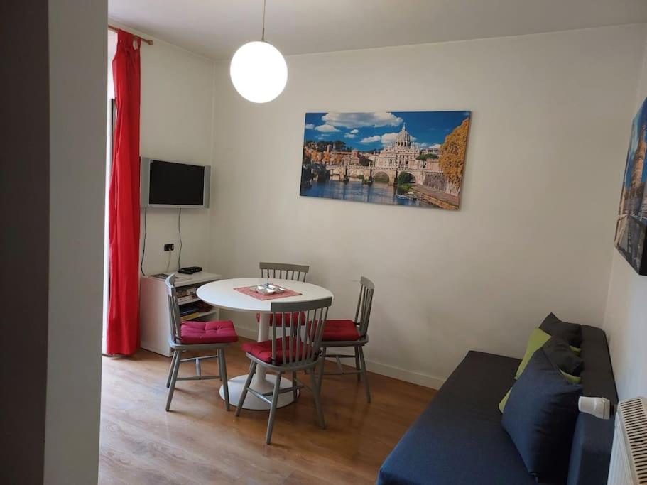 Casa Anna 5 Stelle - Apartment With Garden ローマ エクステリア 写真