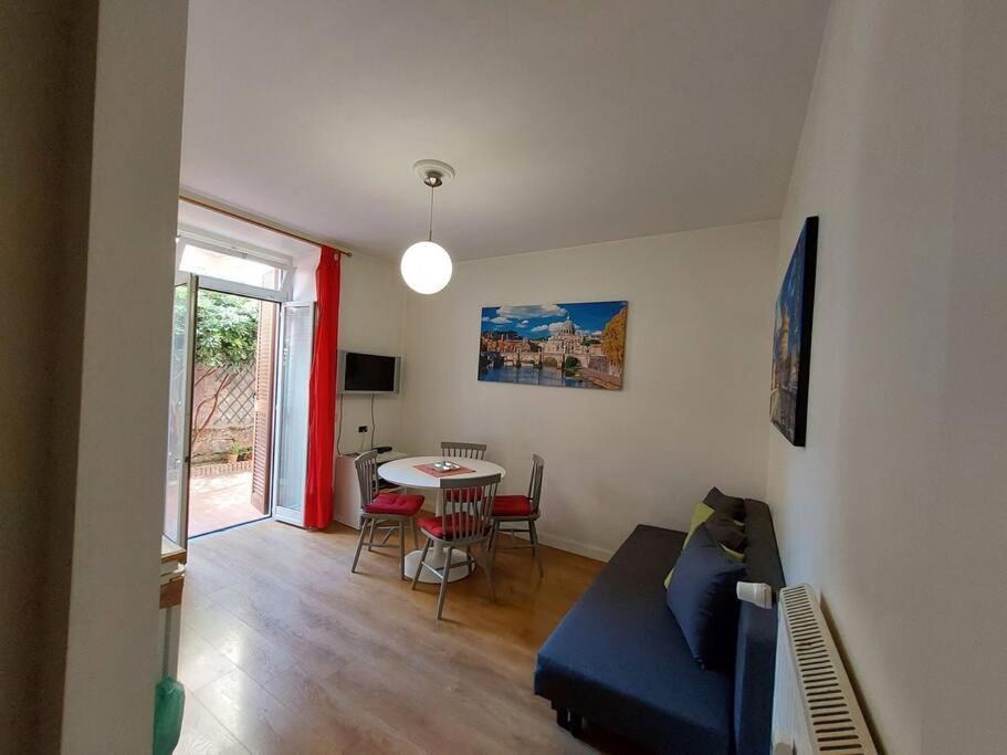 Casa Anna 5 Stelle - Apartment With Garden ローマ エクステリア 写真